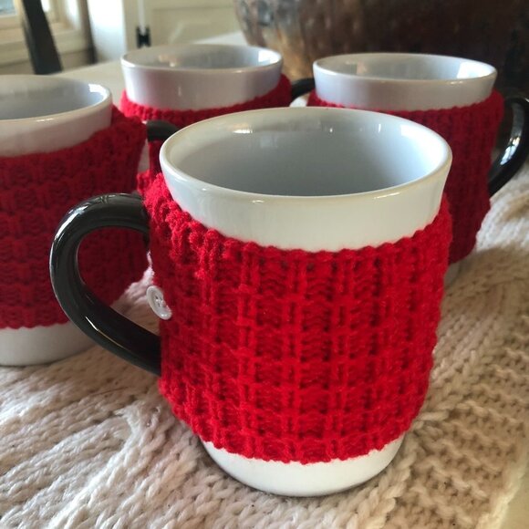 SET OF 2 SWEATER WEATHER CUTE THRESHOLD MUG WITH REMOVABLE RED SWEATER - Picture 1 of 3